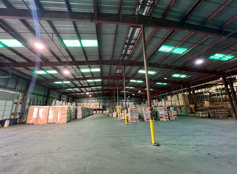 More Photos Of 620 S Linden St, Sapulpa Manufacturing For Sale