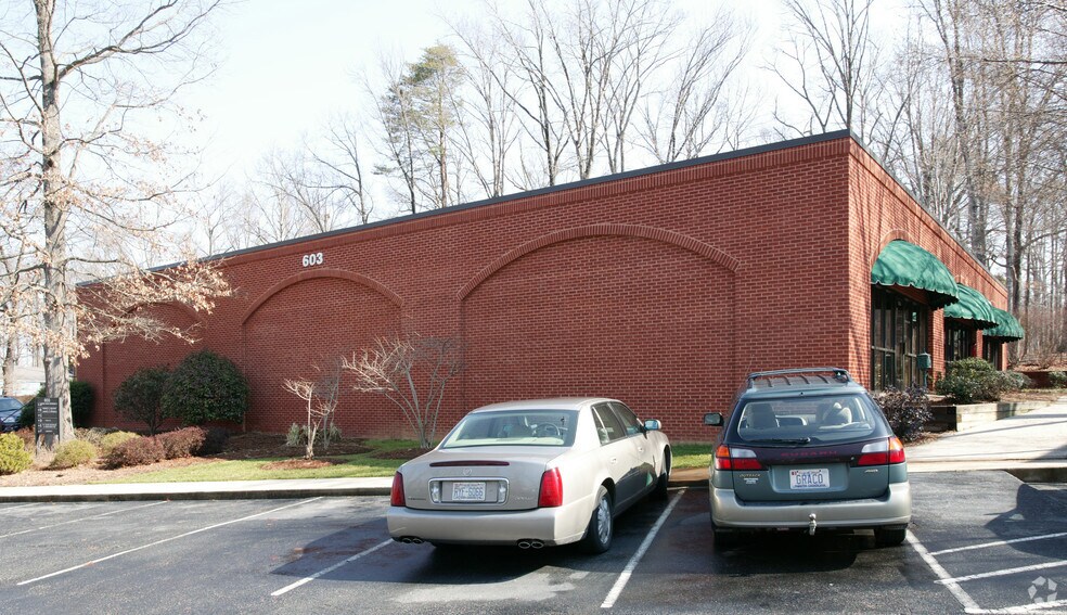 More Photos Of 603 Eastchester Dr, High Point Office For Sale