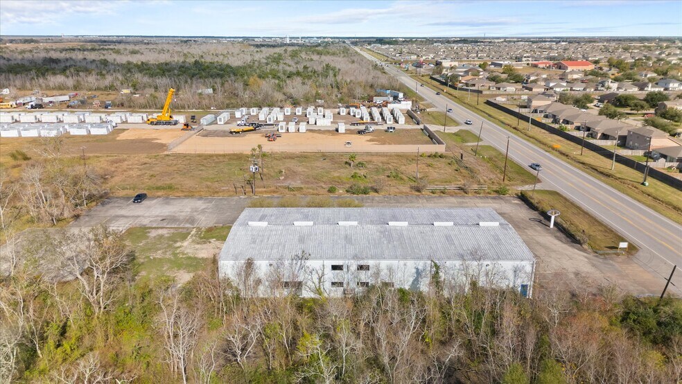 More Photos Of 4820 FM 2004 Rd, Hitchcock Warehouse For Sale