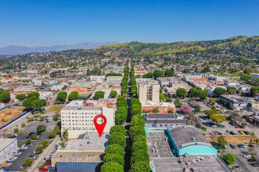 More Photos Of 7039 Greenleaf Ave, Whittier Restaurant For Sale