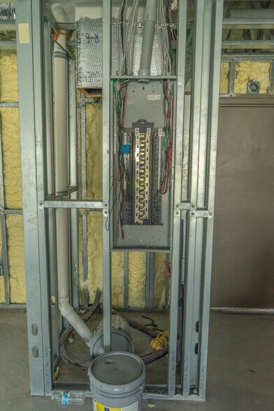 More Photos Of 907 Person St, Kissimmee Medical For Sale