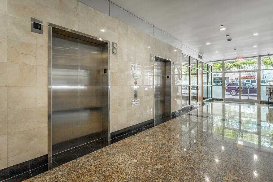 More Photos Of 811 Broad St, Chattanooga Medical For Lease