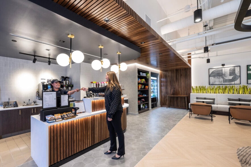 More Photos Of 6363 N State Highway 161, Irving Office For Lease