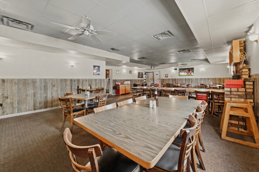 More Photos Of 6516 Old 27 N, Frederic General Retail For Sale
