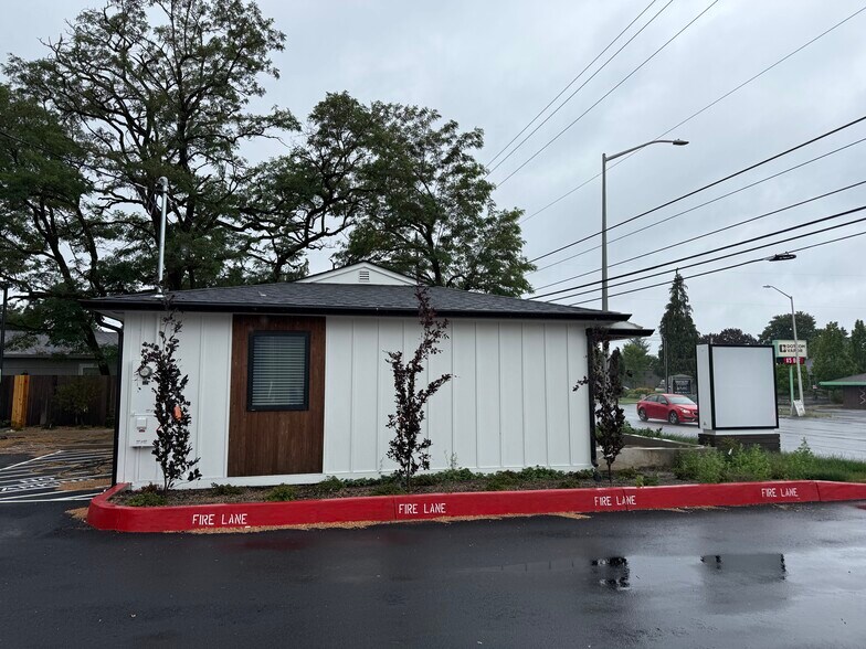 More Photos Of 8309 E Mill Plain Blvd, Vancouver Medical For Lease