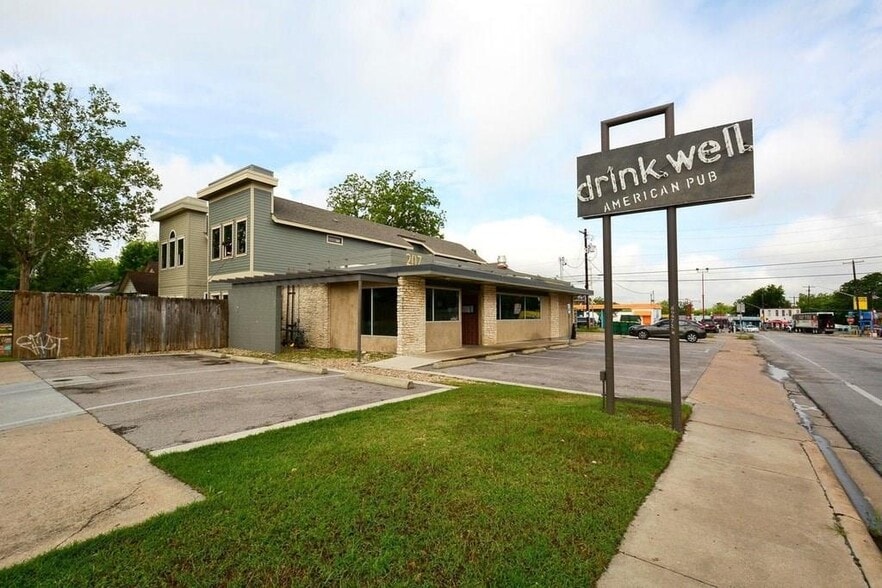 More Photos Of 607-611 Nelray Blvd, Austin Land For Sale