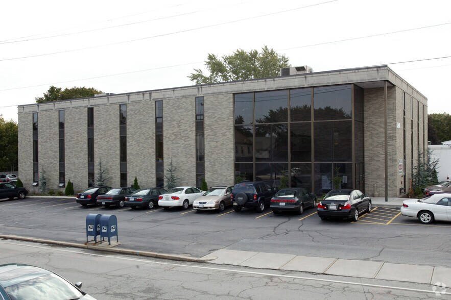 Primary Photo Of 1240 Pawtucket Ave, East Providence Medical For Lease