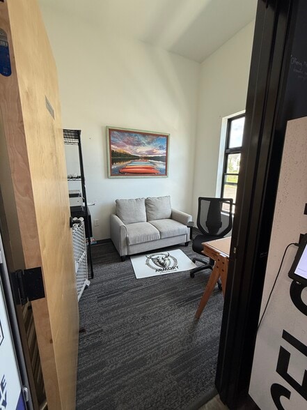 More Photos Of 21 Meridian Ct, Kalispell Light Distribution For Lease