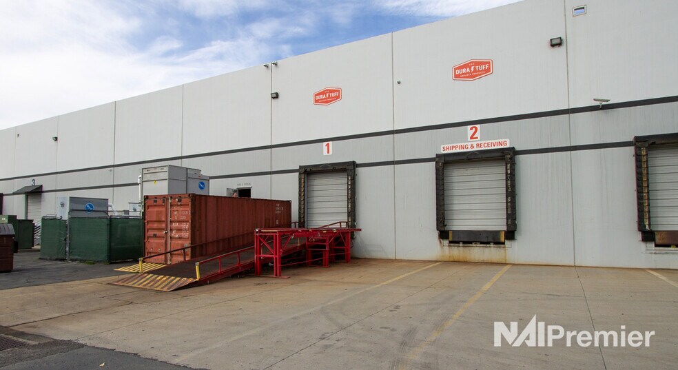More Photos Of 3005-3099 S 1030 W, South Salt Lake Warehouse For Lease