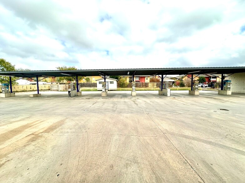 More Photos Of 2550 Goliad Rd, San Antonio Carwash For Sale