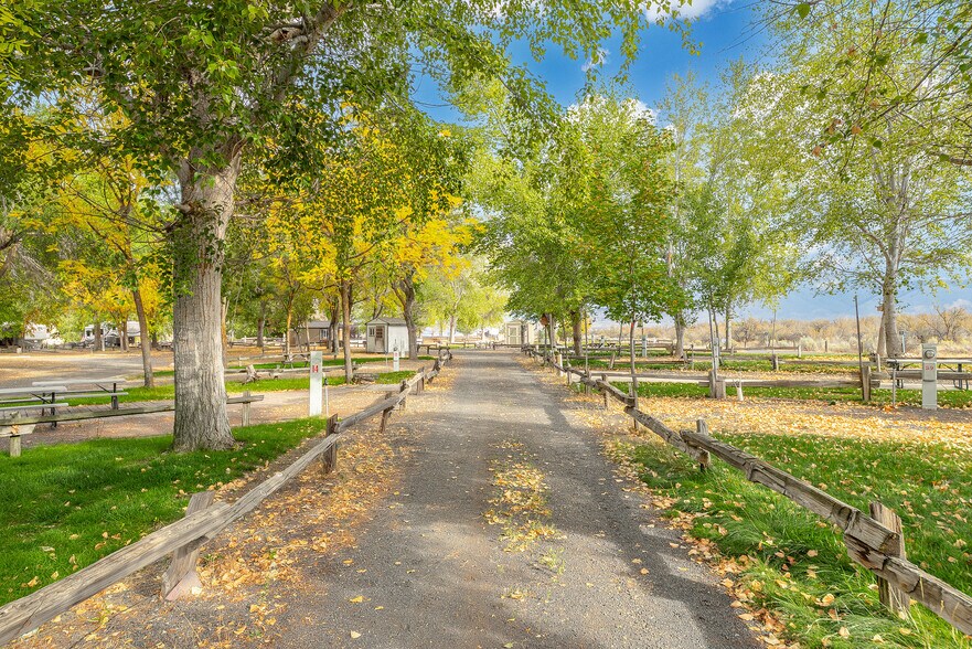 More Photos Of 44892 State Route 21 N, Wilbur Trailer Camper Park For Sale