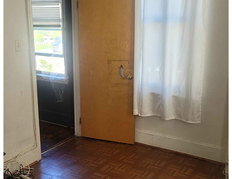 More Photos Of 1025 N 66th St, Philadelphia Office For Sale