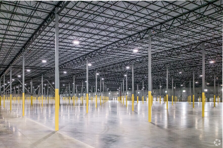 More Photos Of 16220 Hopewell Rd, Williamsport Distribution For Lease