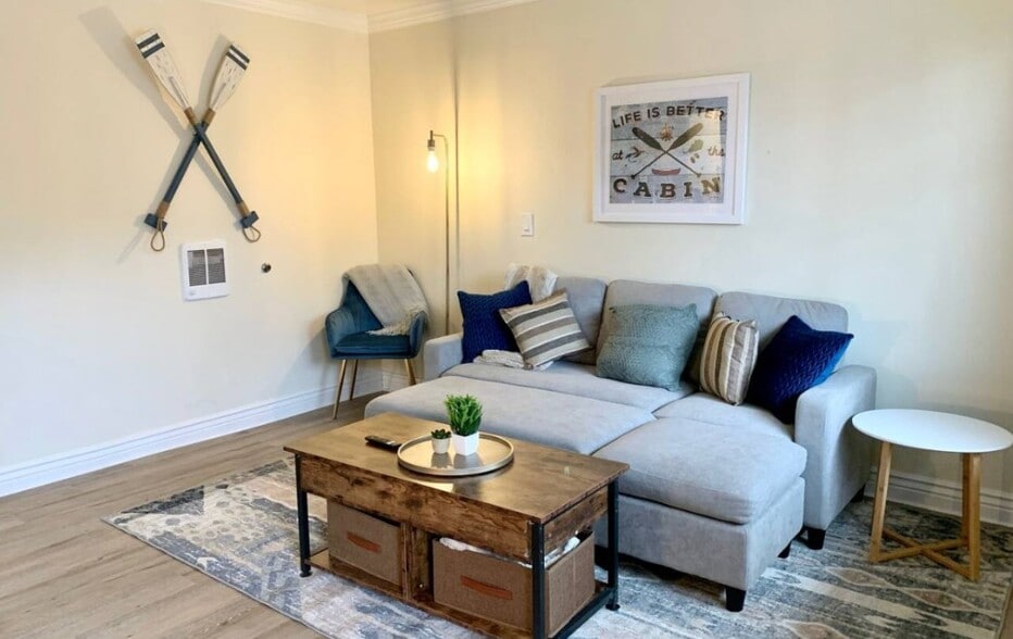 More Photos Of 947 Park Ave, South Lake Tahoe Hotel For Sale