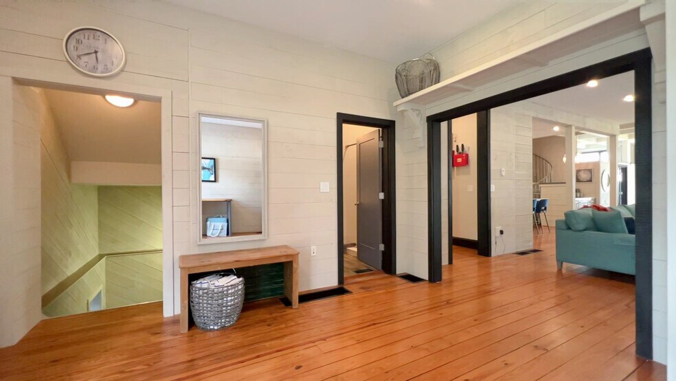 More Photos Of 156 Teaticket Hwy, Falmouth Storefront Retail Residential For Sale
