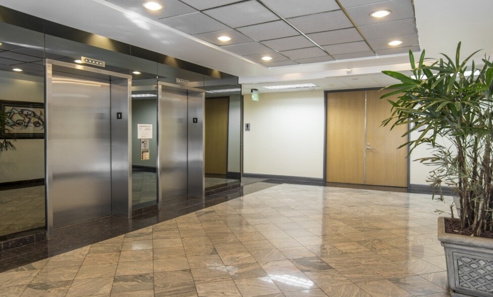 More Photos Of 1900 W Garvey Ave S, West Covina Medical For Lease
