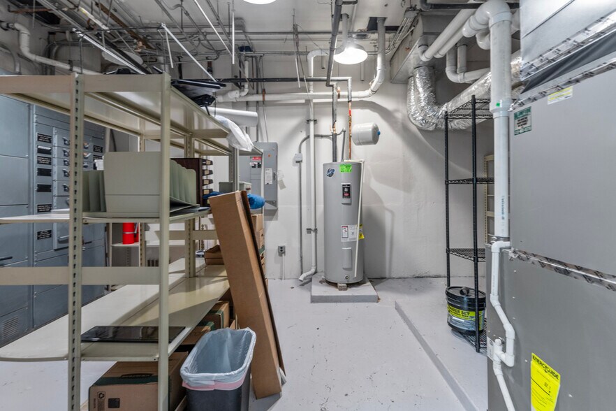 More Photos Of 2640 Pitcairn Rd, Monroeville Medical For Sale