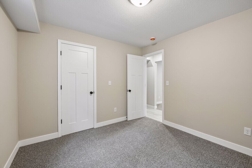 More Photos Of 4330 5th Ave S, Minneapolis Apartments For Sale