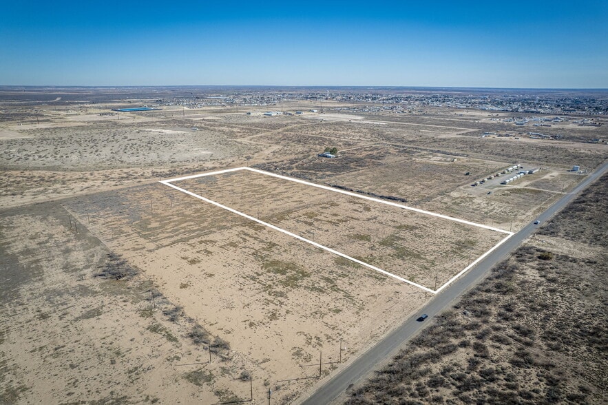 More Photos Of 158 Co Road 404, Pecos Apartments For Sale