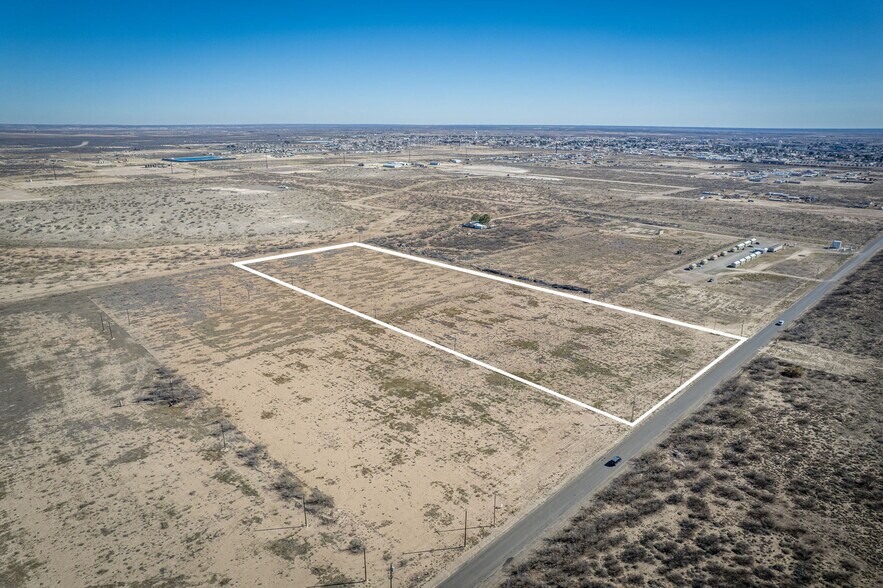 More Photos Of 158 Co Road 404, Pecos Apartments For Sale