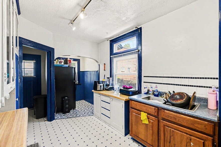 More Photos Of 611 Delaware Ave, Dayton Apartments For Sale