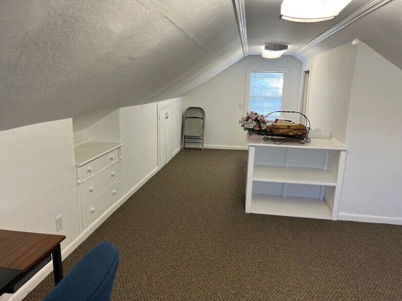 More Photos Of 4715 Lincolnway East, Mishawaka Office For Sale