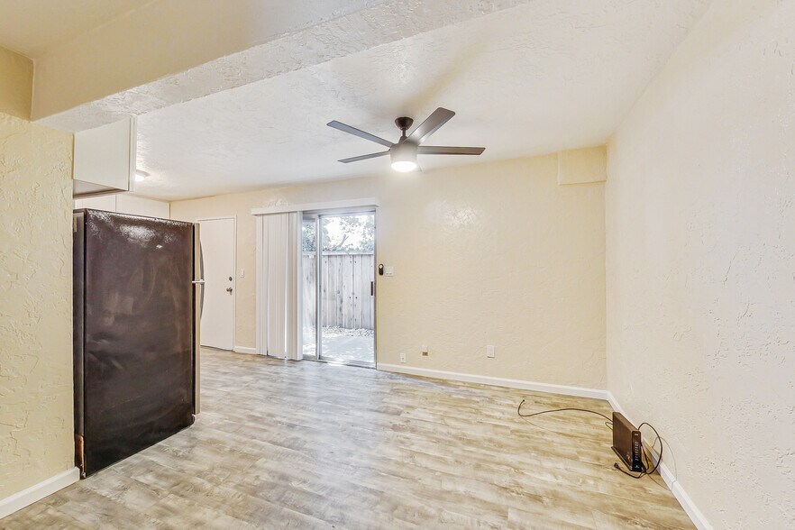 More Photos Of 3257 Delaware St, Oakland Apartments For Sale