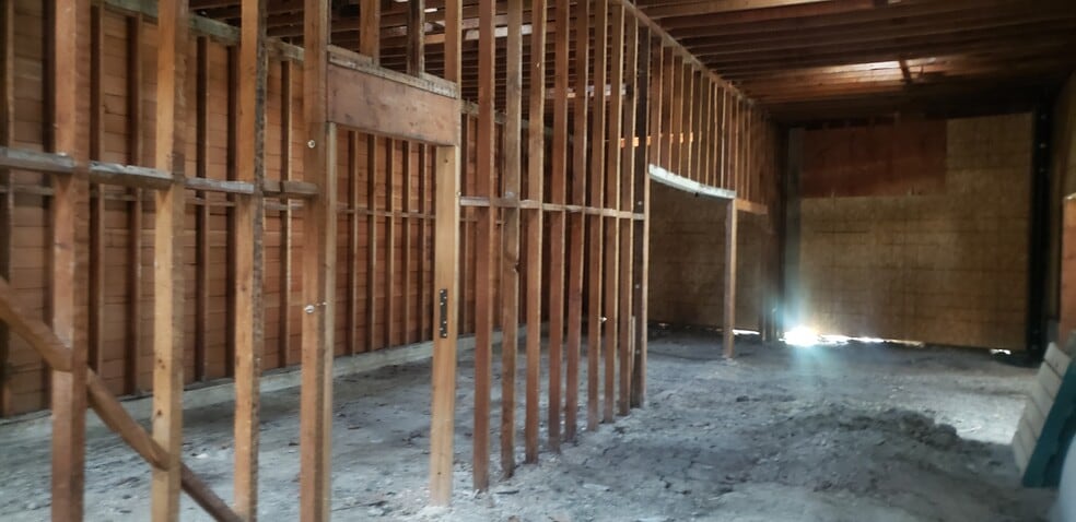 More Photos Of 6410-6416 Telegraph Ave, Oakland Storefront For Lease