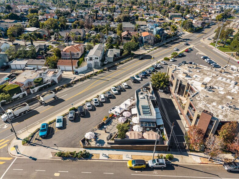 More Photos Of 335 Nieto Ave, Long Beach Restaurant For Sale