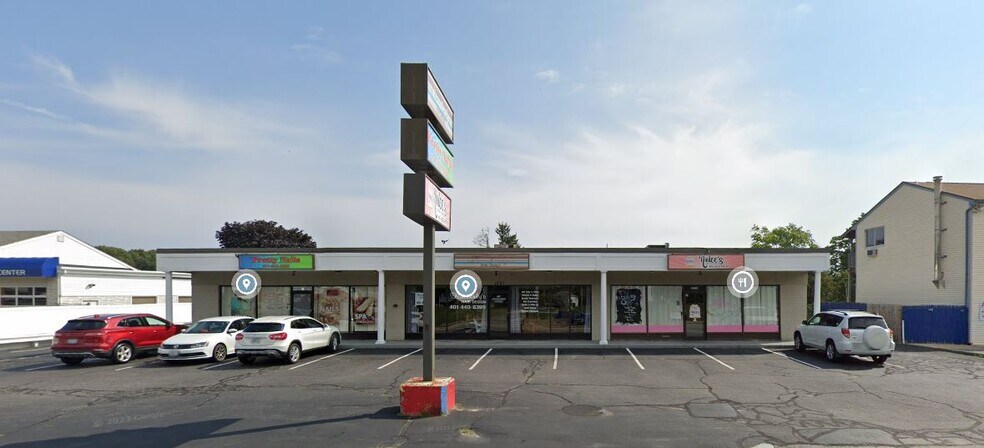 More Photos Of 1227 Atwood Ave, Johnston Storefront Retail Office For Lease