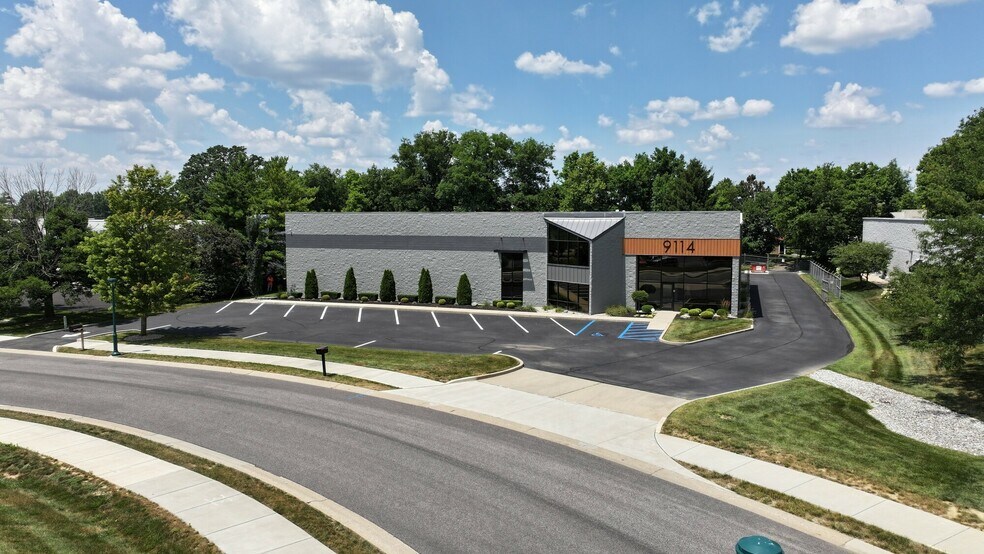 Primary Photo Of 9114 Technology Ln, Fishers Loft Creative Space For Sale