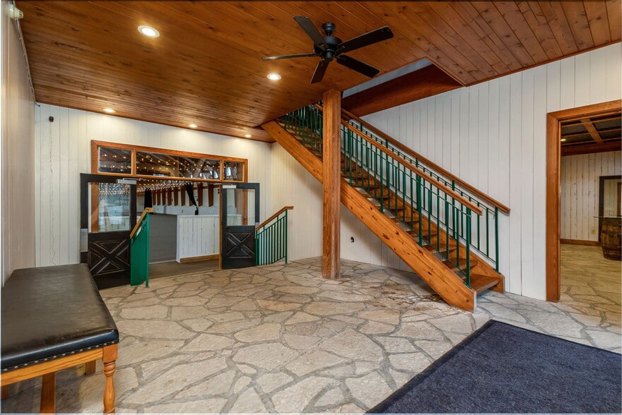 More Photos Of 12298 Croton Rd, Croton Specialty For Sale