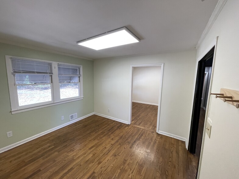 More Photos Of 710 Gaines School Rd, Athens General Retail For Sale