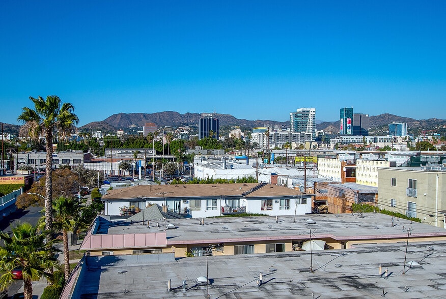 More Photos Of 1002 N Hudson Ave, Los Angeles Apartments For Sale