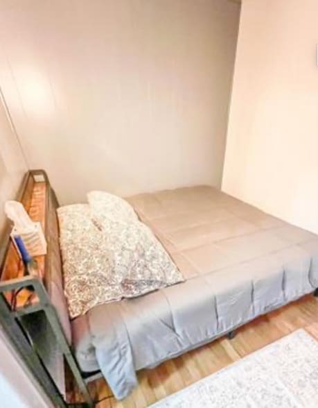 More Photos Of 243 High St, Mineral Point Flex For Sale