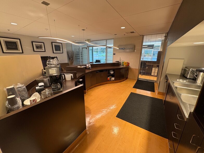 More Photos Of 1209 Pleasant Grove Blvd, Roseville Medical For Sale