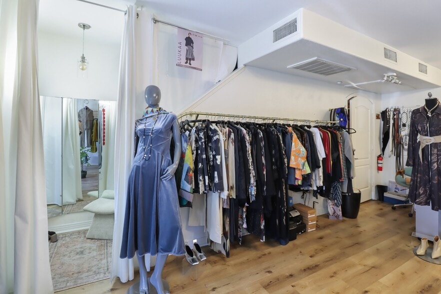 More Photos Of 1501 India St, San Diego Apartments For Sale