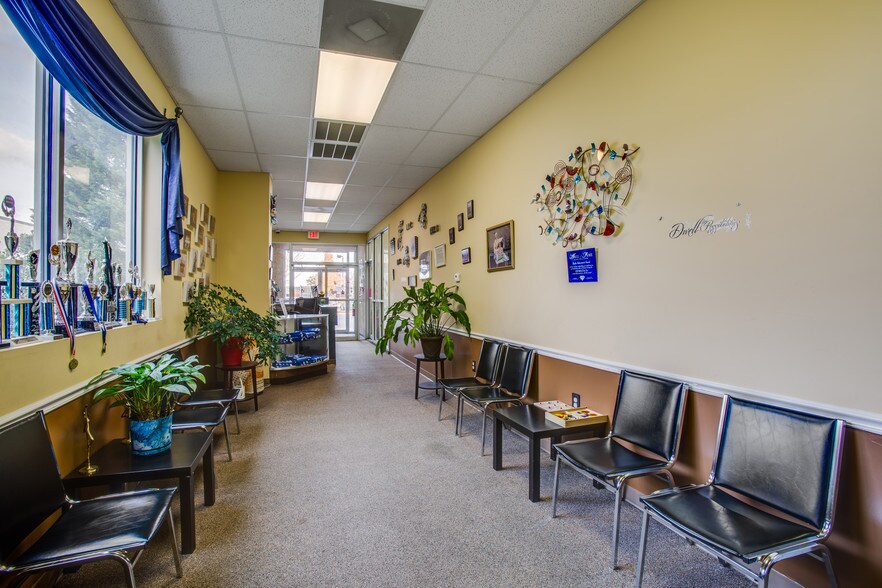 More Photos Of 1498 Central Park Blvd, Fredericksburg Freestanding For Sale