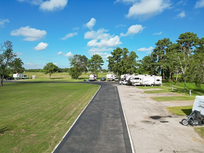 More Photos Of 16181 Lindstrom Rd, Crosby Trailer Camper Park For Sale