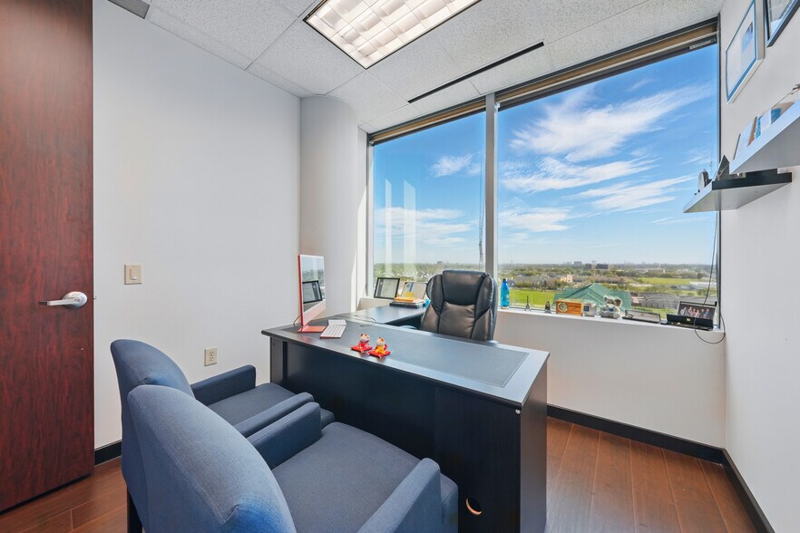 More Photos Of 9999 Bellaire Blvd, Houston Medical For Lease