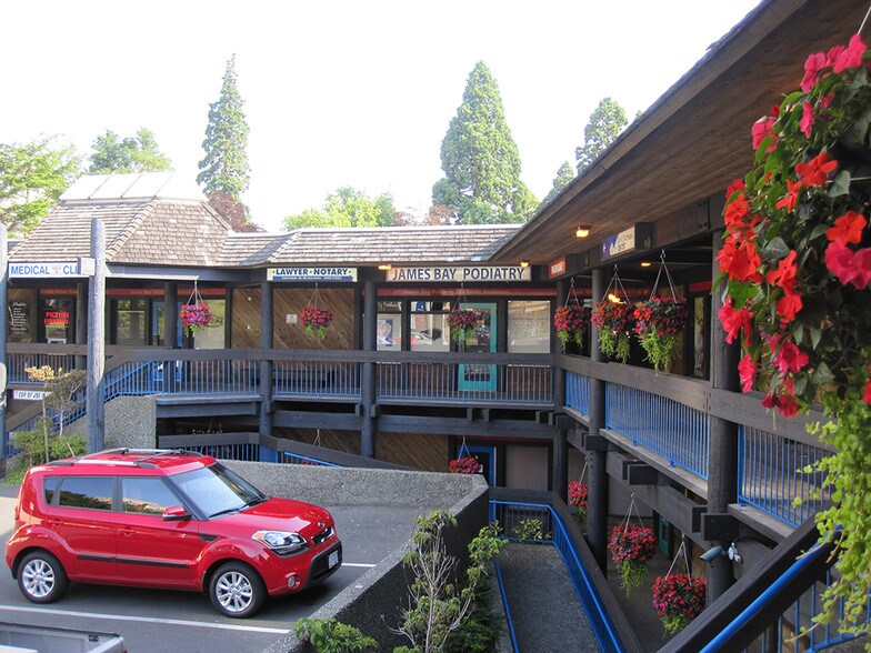 More Photos Of 230 Menzies St, Victoria General Retail For Lease