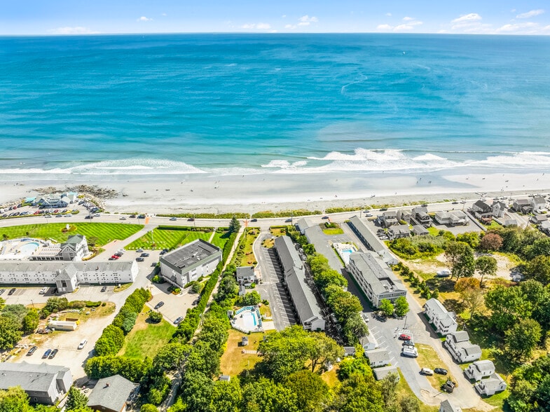 More Photos Of 271 Long Beach Ave, York Beach Hotel For Sale