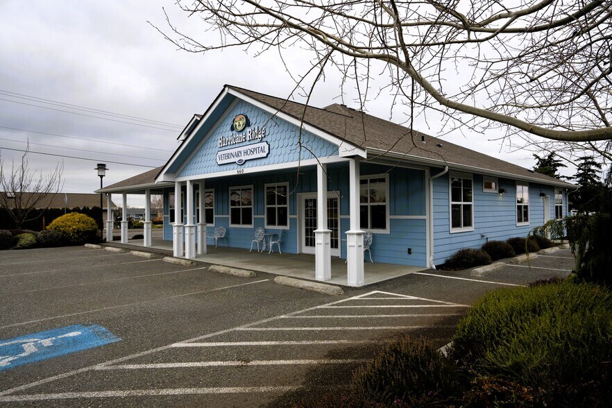 More Photos Of 660 N 7th Ave, Sequim Veterinarian Kennel For Sale
