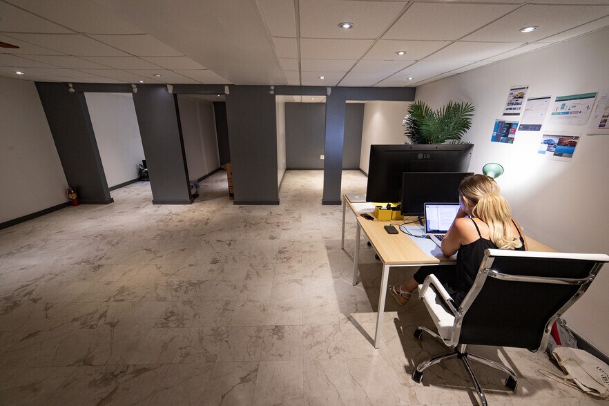 More Photos Of 13499 Biscayne Blvd, Miami Coworking Space