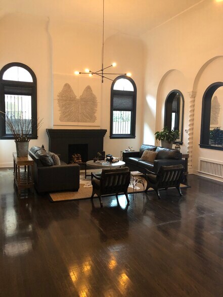 More Photos Of 124 N Townsend Ave, Los Angeles Loft Creative Space For Sale