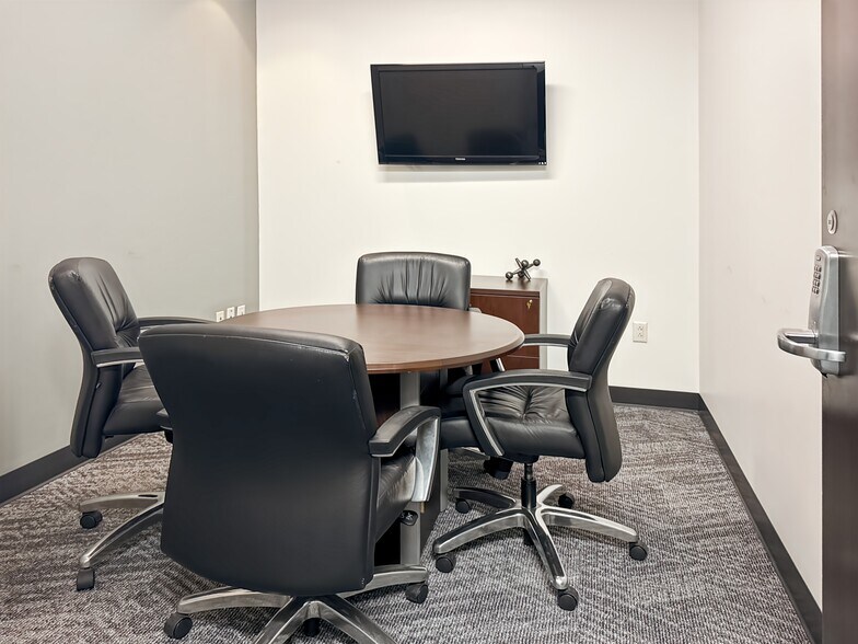 More Photos Of 2245 Texas Dr, Sugar Land Coworking Space