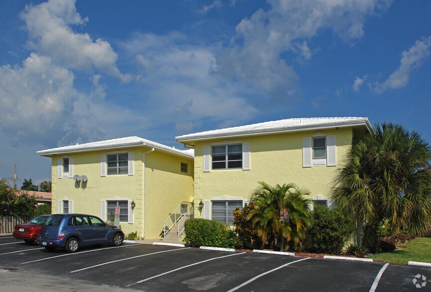 Primary Photo Of 1420 SE 4th Ave, Pompano Beach Apartments For Sale