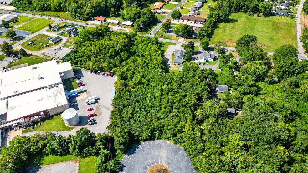 More Photos Of 11651 N Main St, Archdale Land For Sale