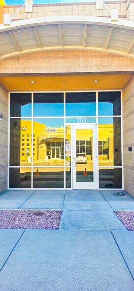 Primary Photo Of 8765 W Kelton Ln, Peoria Office For Lease