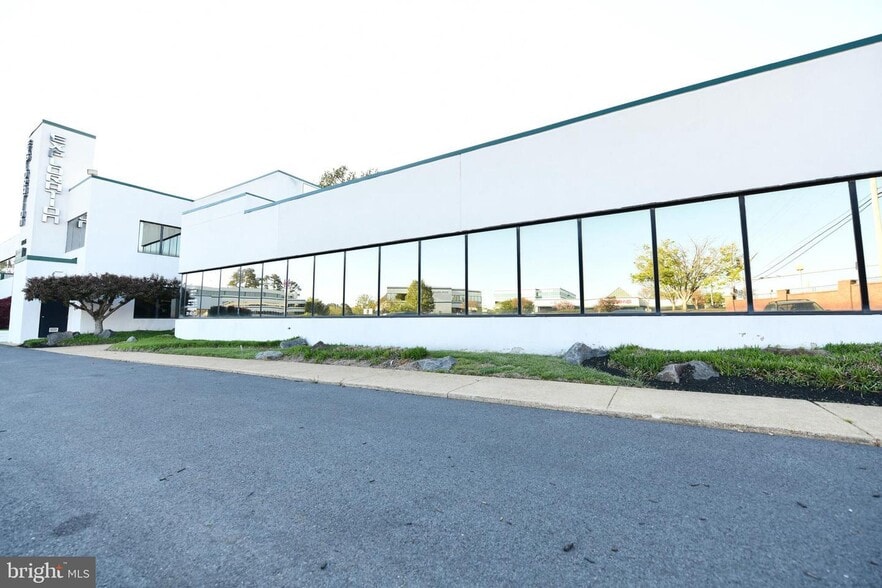 More Photos Of 22335 Exploration Dr, Lexington Park Office For Sale